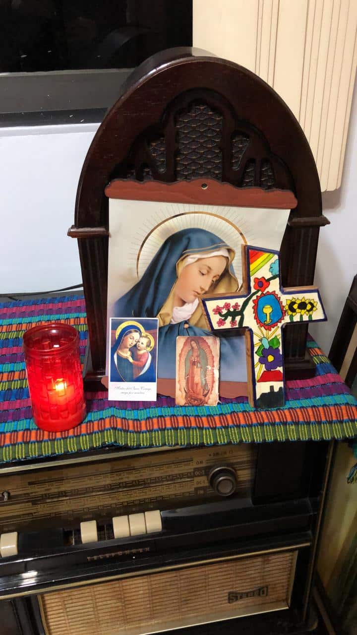Altares a la Virgen de Guadalupe.}