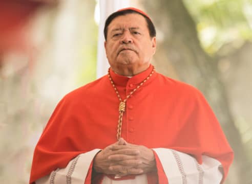 El Cardenal Norberto Rivera es hospitalizado por Covid-19