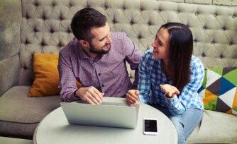 Test: ¿Qué tan buena es tu habilidad de escucha? Haz este examen de conciencia