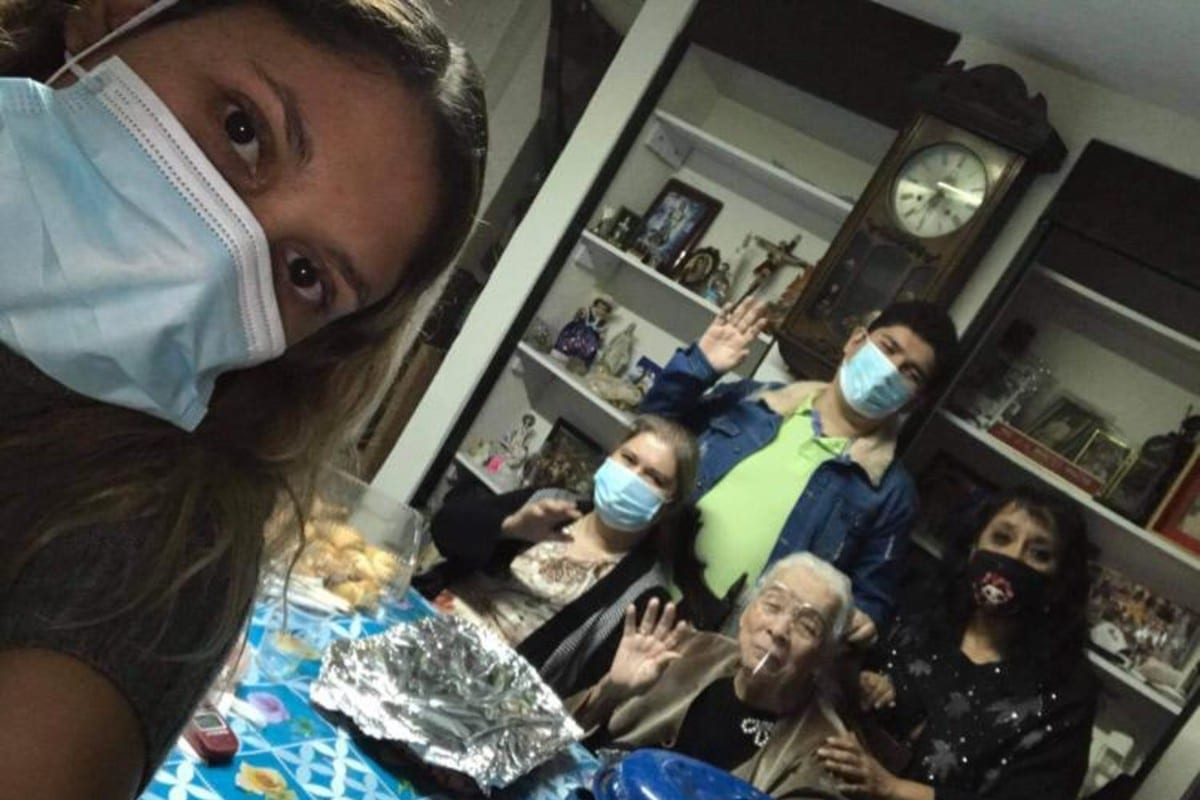 Eva García, sus hijas y nietos, todos enfermaron de Covid-19. Foto: Cortesía.