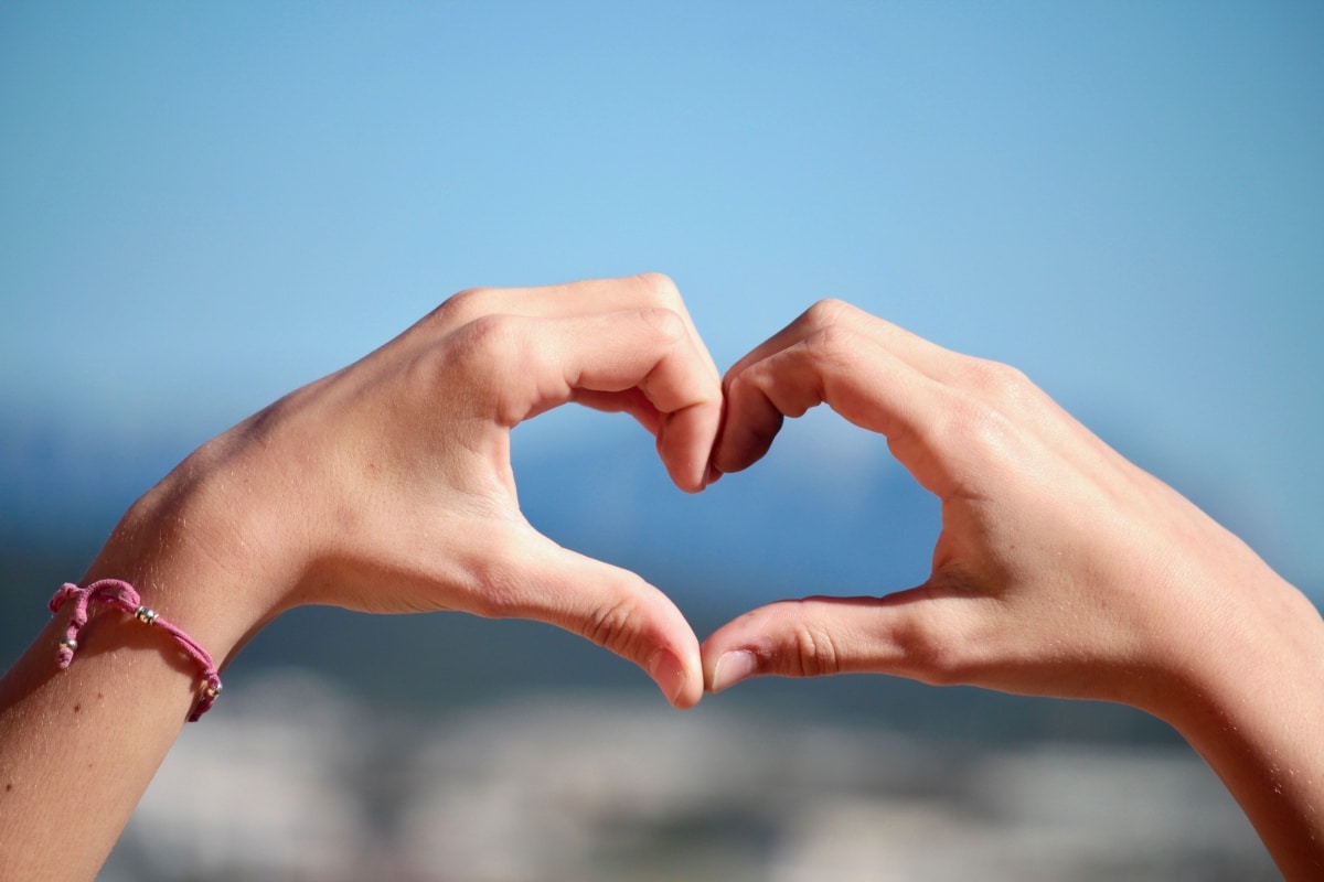 Las 5 formas más comunes de expresar amor. ¿Cuál es la tuya?