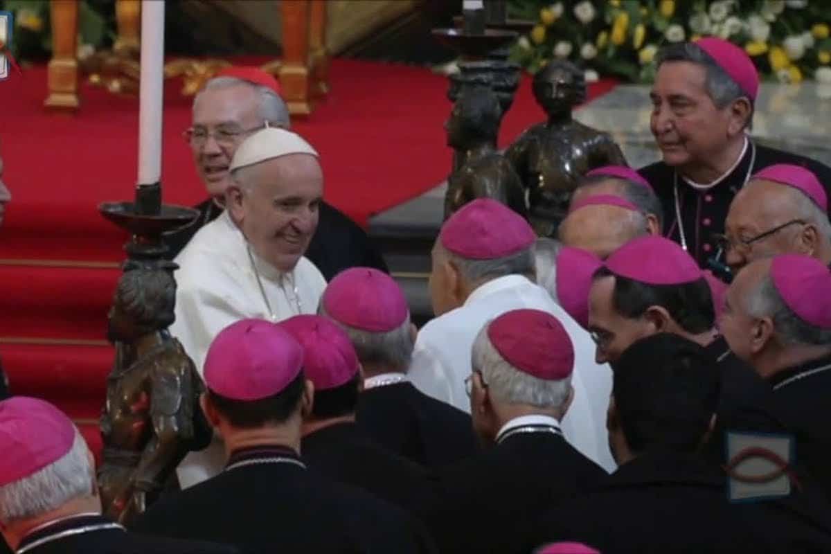 El Papa Francisco en su reunión con los Obispos de México en Catedral Metropolitana.