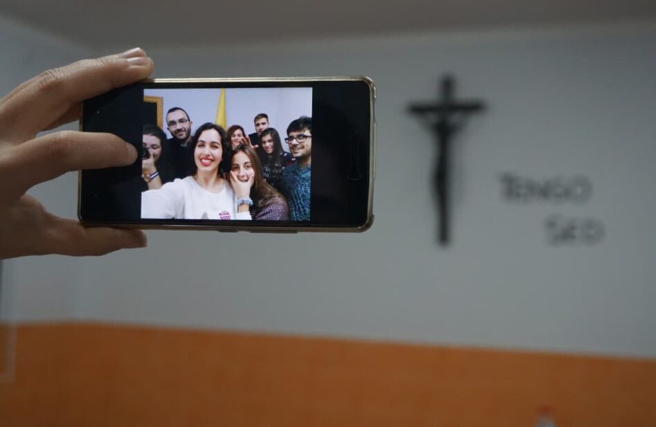 10 apps católicas que te ayudarán a crecer en la fe y la oración