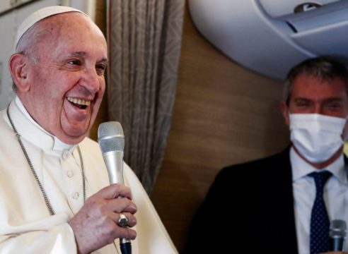 El Papa Francisco anuncia su intención de viajar a Líbano