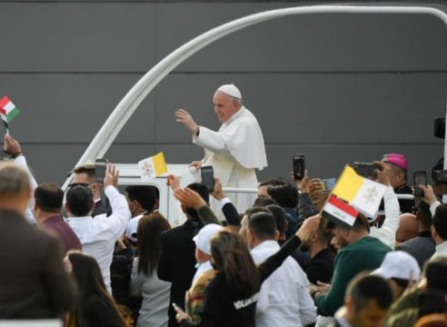 El Papa concluye viaje con Santa Misa: "Irak quedará en mi corazón"