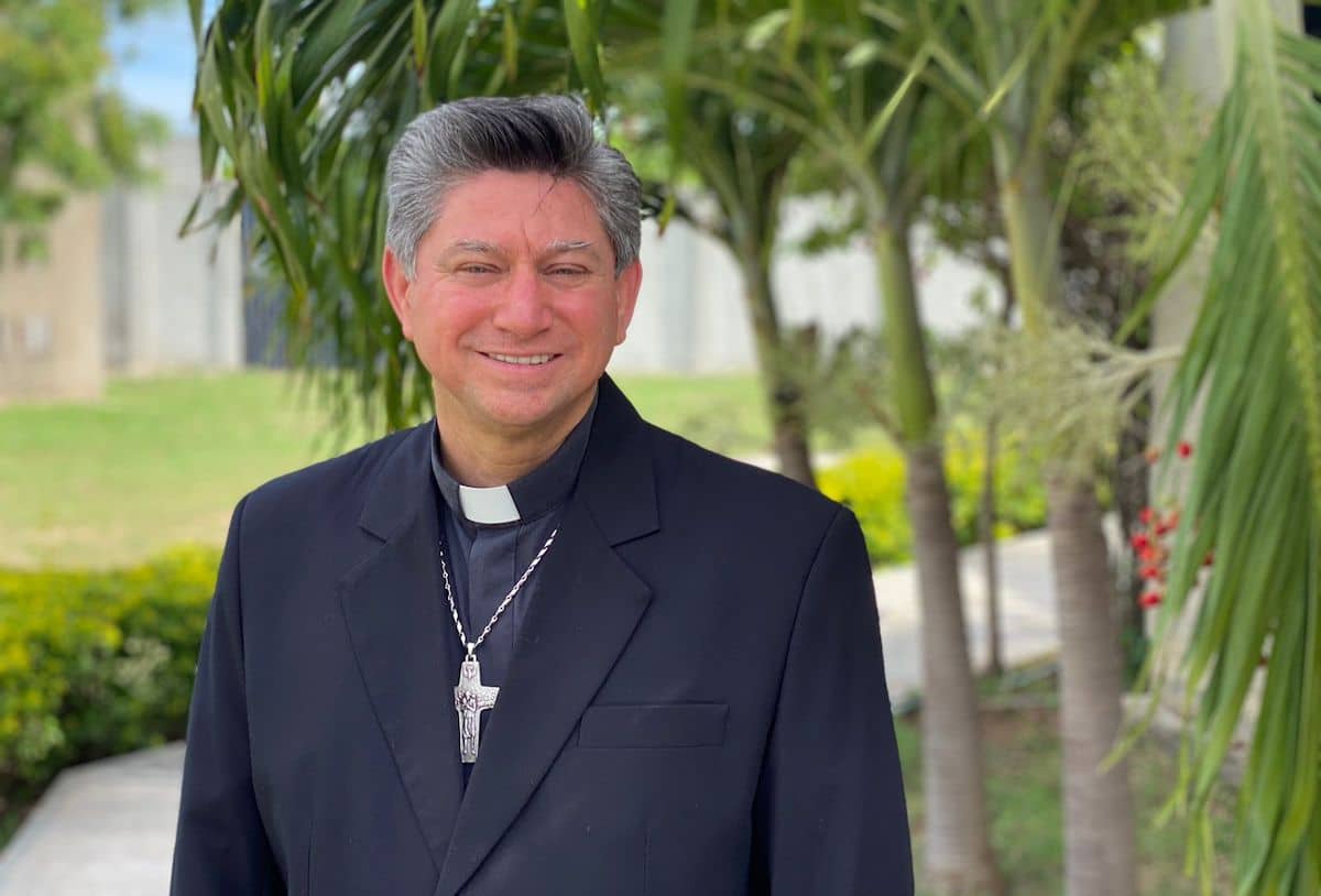 Mons. Fermín Sosa, nuncio apostólico en Papúa Nueva Guinea (Foto: Arquidiócesis de Yucatán)