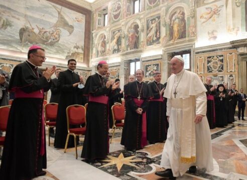 El Papa Francisco renueva su llamado a la paz en África y Oriente Medio