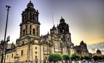 La Catedral de México advierte de fraudes en visitas guiadas para turistas