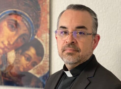El fundador del Camino Neocatecumenal felicita al nuevo obispo mexicano