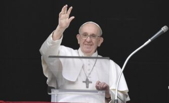 Papa Francisco: No temas compartir lo que tienes, Dios lo multiplicará