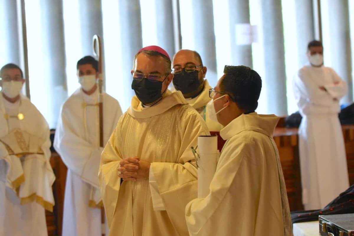 Mons. Andrés Luis García Jasso, previo a su ordenación episcopal. Foto: Jonathan Oregon