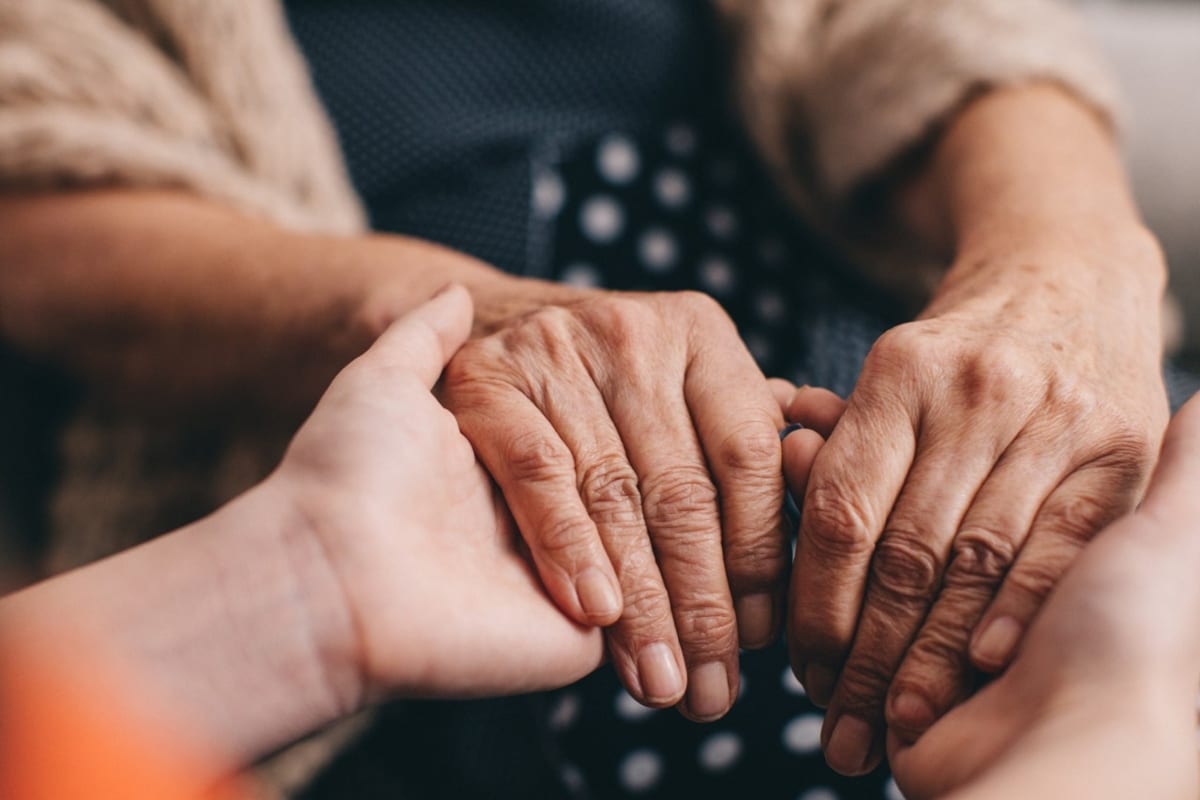 Alzheimer: Una guía de cuidados para familiares de pacientes