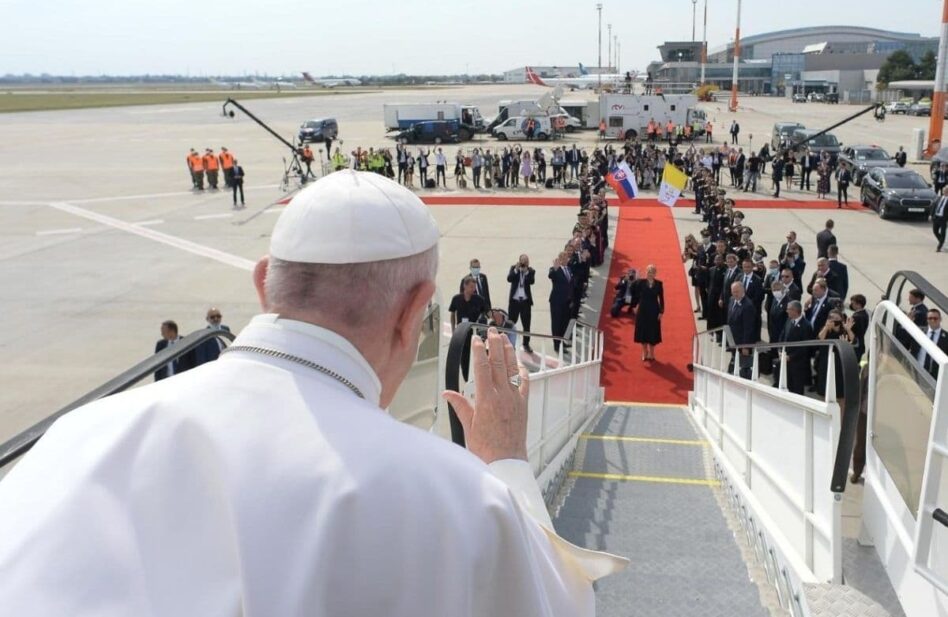 El Papa se despide de Eslovaquia: “Los llevo en mi corazón”