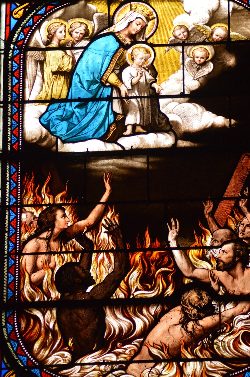 Santo Rosario por las Ánimas del Purgatorio completo: ¿Cómo rezarlo paso a paso?