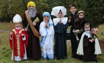 Holywins (la santidad vence), la propuesta católica ante Halloween