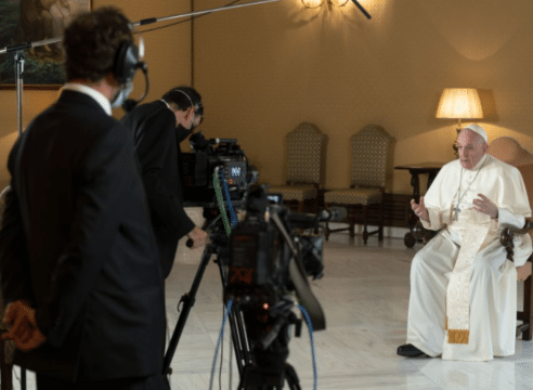 El Papa Francisco protagoniza serie de Netflix; ve aquí el adelanto