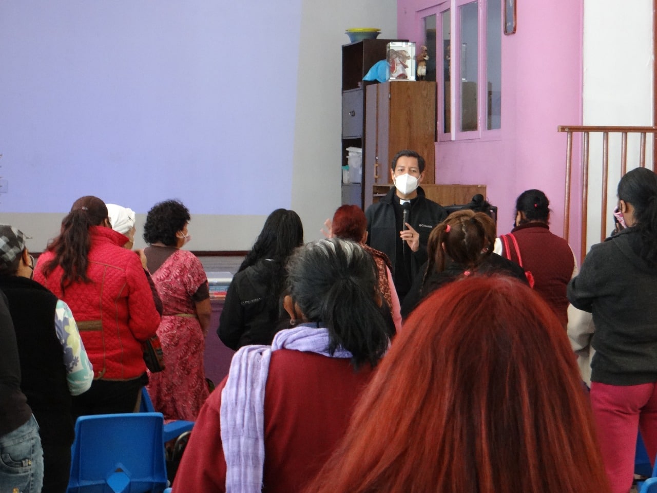 El centro Madre Antonia reunió a mujeres víctimas de prostitución quienes recibieron ayuda en la Jornada Mundial del Pobre 2021