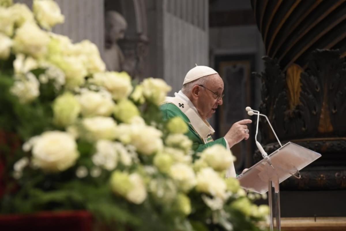 El Papa Francisco presidió la Misa por la V Jornada Mundial de los Pobres. Foto: Vatican Media.