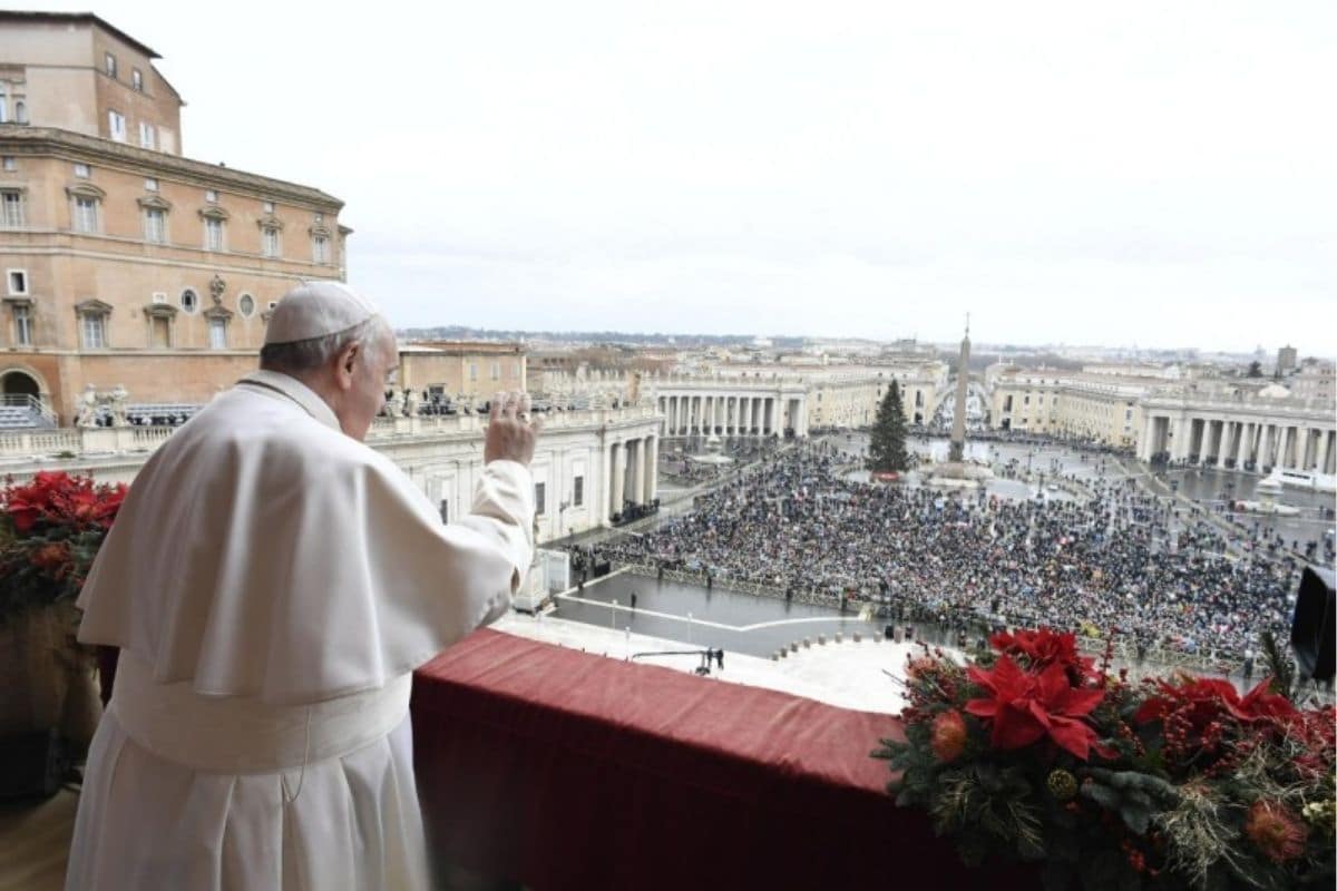 El Papa Francisco en su Mensaje de Navidad 2021. Foto: Vatican Media.