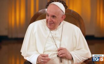 Papa Francisco: Maltrato a las mujeres en casa, problema casi satánico