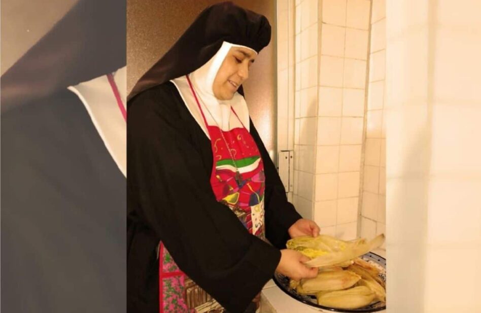 Agustinas Recoletas abren su venta especial de tamales y atole