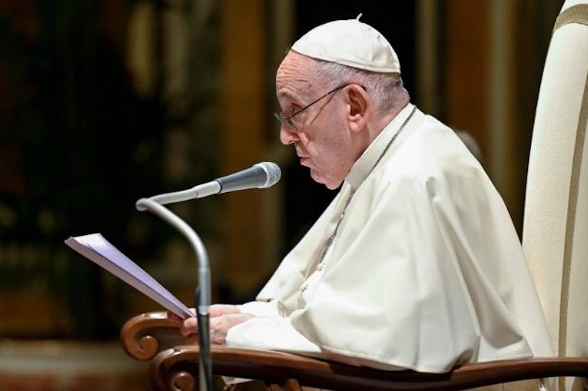 Papa Francisco: la pandemia no justifica faltas a la seguridad laboral