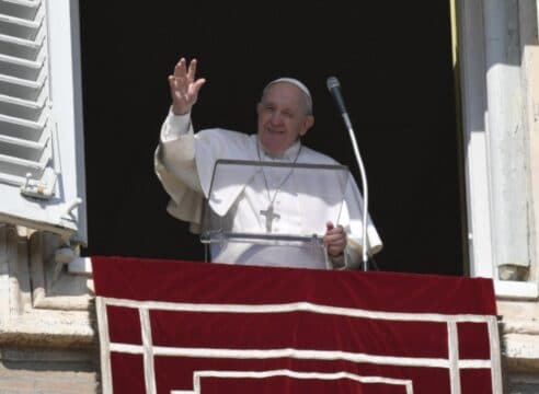 Papa Francisco: Dejemos subir a Jesús a la barca de nuestra vida