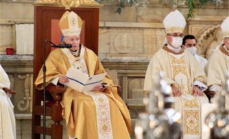 Cardenal Carlos Aguiar pide a sus sacerdotes “caminar juntos”