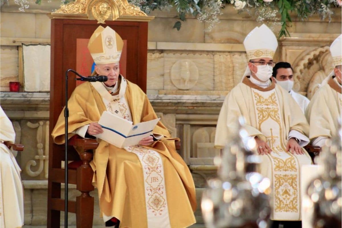El Cardenal Carlos Aguiar Retes en la Misa Crismal 2022. Foto: Miguel Ávila.