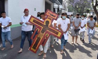 Viacrucis en San Fernando: ¿Qué aprendemos de las caídas de Jesús?