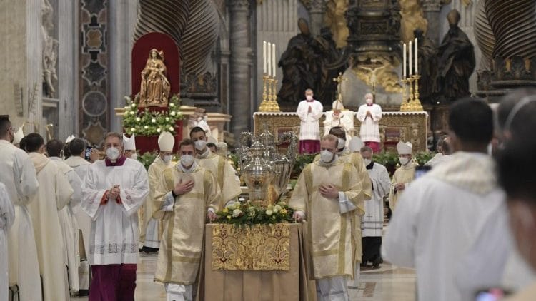 Tres clases de idolatría en que puede incurrir un sacerdote. El Papa Francisco las explica.