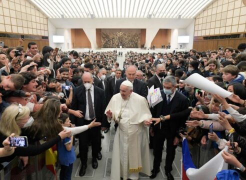Papa Francisco: Estas son las 'armas' de los católicos para la paz