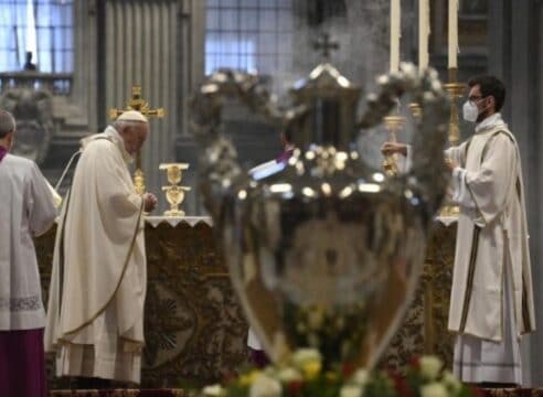 3 tipos de idolatría que puede tener el sacerdote. El Papa las explica