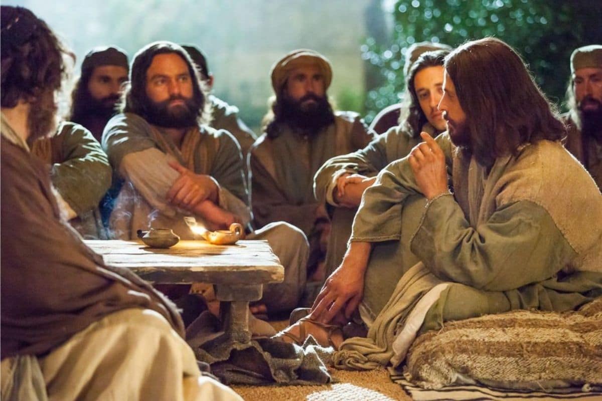 El mandamiento nuevo de Jesús: "Que se amen unos a los otros como yo los he amado".