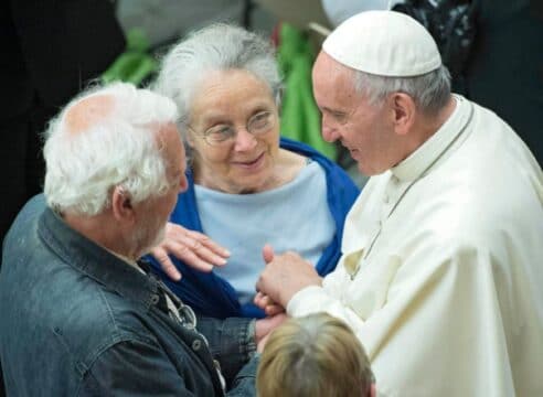7 preguntas del Papa Francisco para saber cómo tratas a los ancianos