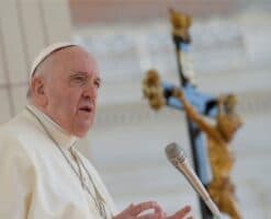 El diablo conoce los ‘password’ de nuestro corazón: Papa Francisco