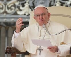 Así reaccionó el Papa Francisco a la muerte de los dos jesuitas
