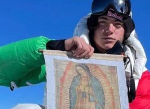 Los 5 récords que rompió este joven devoto de la Virgen de Guadalupe