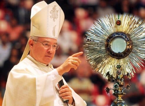 La sabia respuesta de un Cardenal ante un supuesta ‘hostia que late’