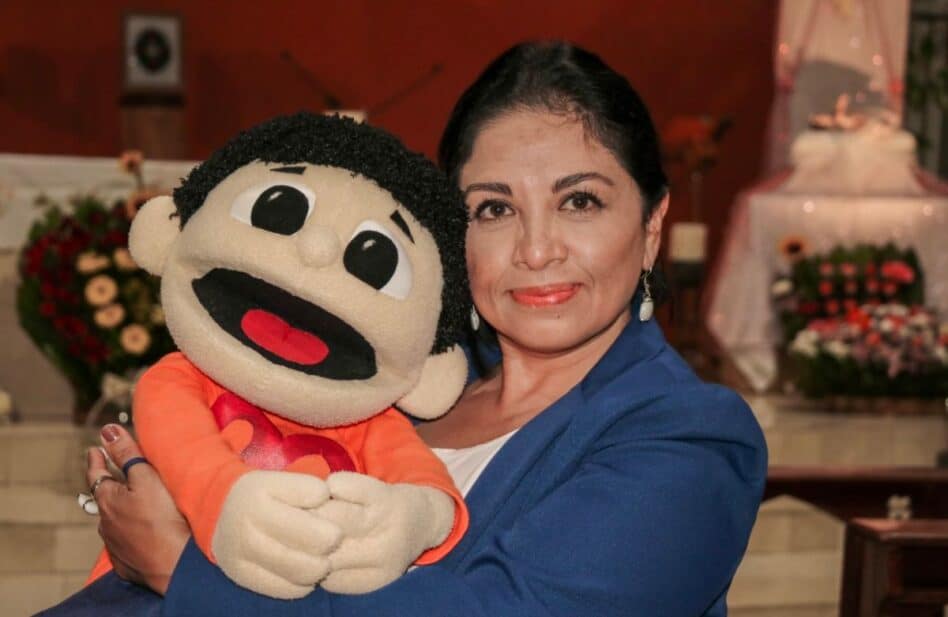 Bachuche, el títere bocón convertido en un fenómeno evangelizador