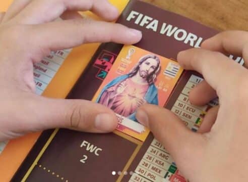 Jesús en un álbum de estampas del mundial Qatar 2022