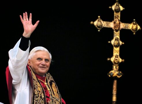 ¿Por qué renunció Benedicto XVI a ser Papa en 2013?