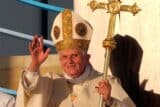 Benedicto XVI: humilde como hombre, grande como Papa