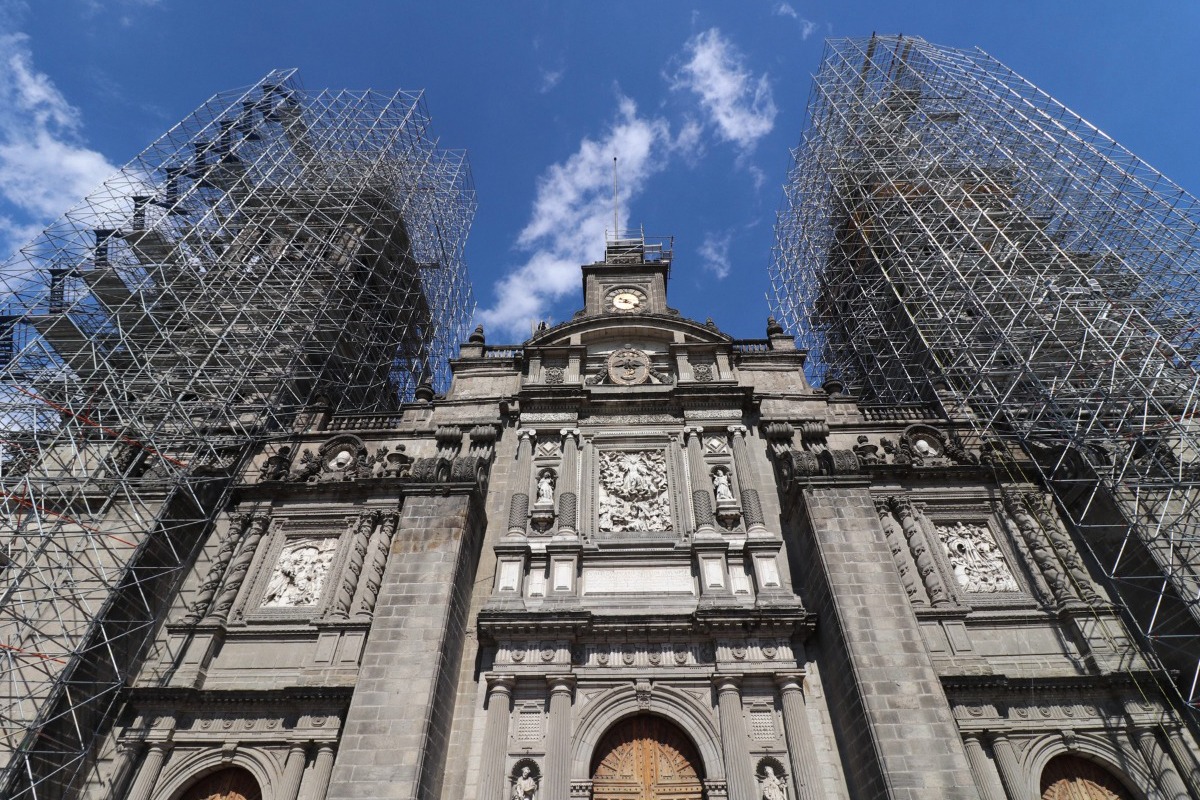 Se fortalecieron las estructuras de las torres campanario de la Catedral Metropolitana de la Ciudad de México.