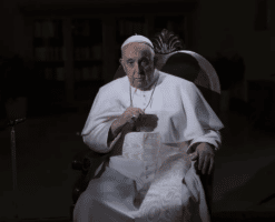 "Que me lo digan de frente": la respuesta del Papa a sus críticos