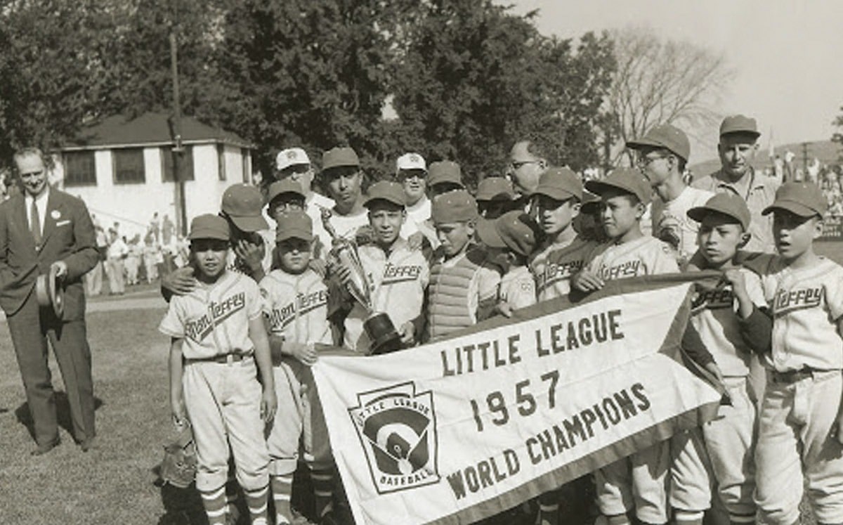 El equipo de Monterrey que ganó el Mundial de Beisbol en Estados Unidos en 1957 / Foto: Especial