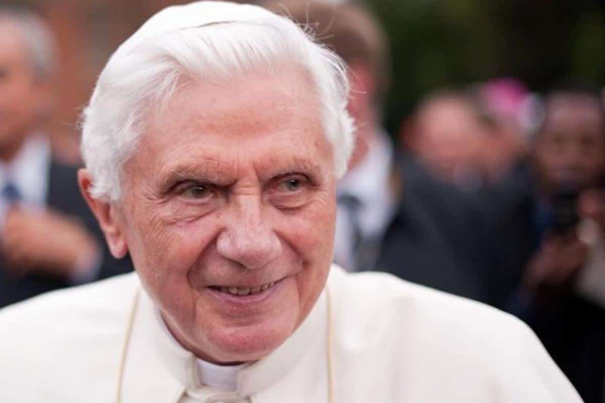 Benedicto XVI sonriendo / Foto: Especial