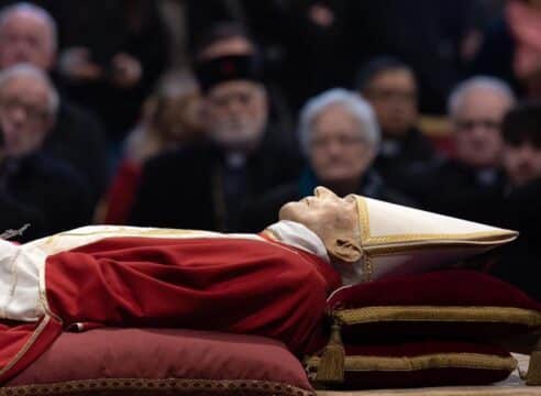 ¿Cómo será el entierro de Benedicto XVI?