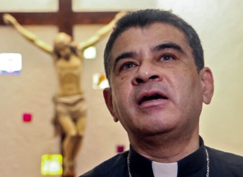 Proponen al obispo Rolando Álvarez para Premio Nobel de la Paz