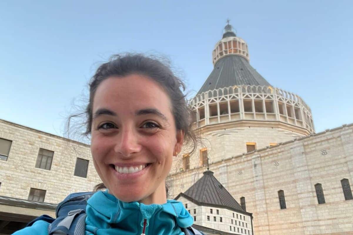 Carlota Valenzuela caminó durante 10 meses desde España hasta Jerusalén / Foto: Especial